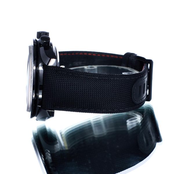 Omega Speedmaster Dark Side of the Moon 311.92.44.51.01.003